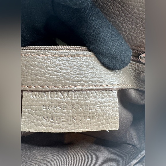 Tan Crossbody Bag with Textured Finish | Very Good Condition - Picture 16 of 17